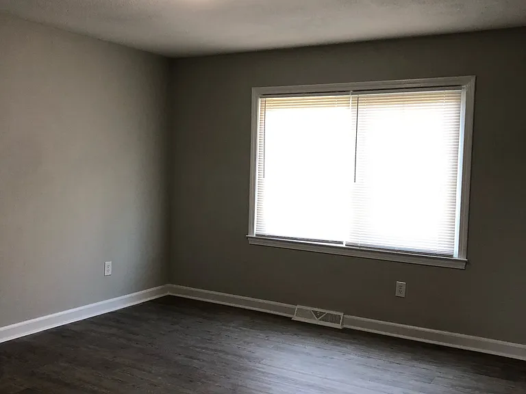 101 Plaza Oaks Rd #1 — Photo 12