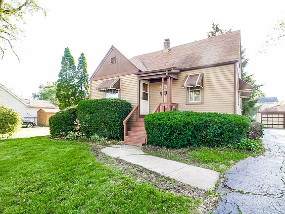 3rd image of 2425 Landen Dr