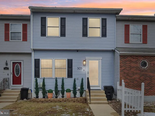 303 Melvin Ave N, Morrisville, PA 19067