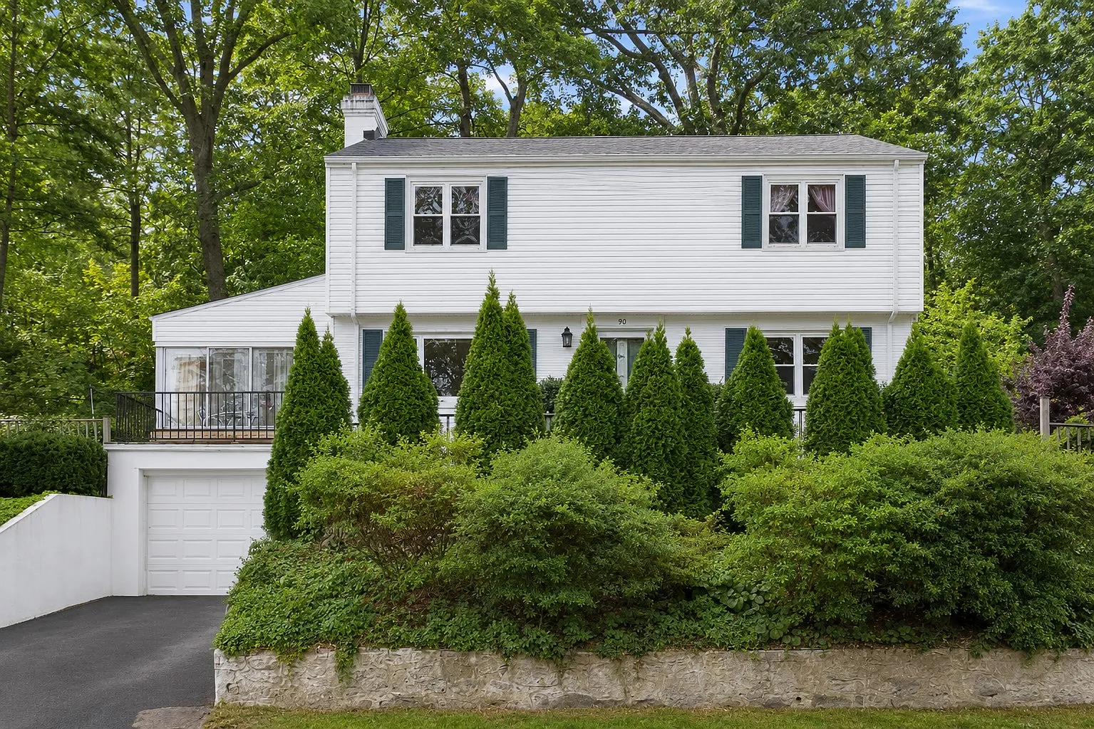 3 bed, 2.5 bath, 2476 sqft, $6,800 — Photo 1