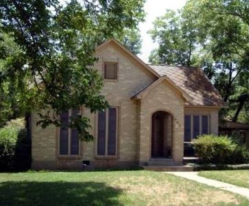 408 N Main St, West, TX, 76691