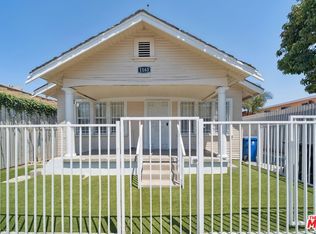 1165 W 38th St, Los Angeles, CA 90037