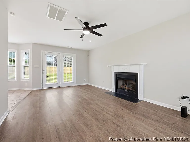 2219 Gray Goose Loop — Photo 4