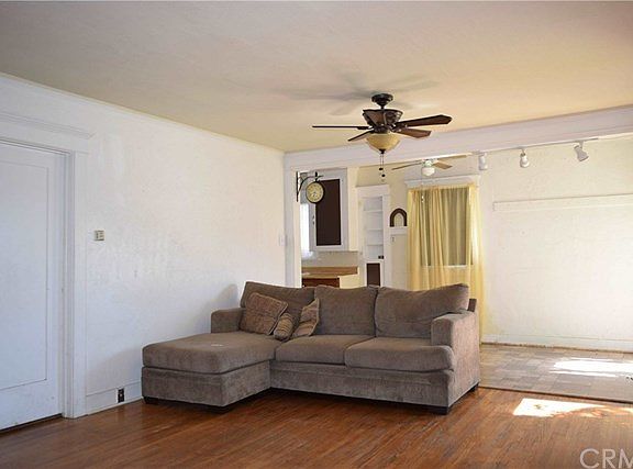 5th image of 1101 W Mauretania St
