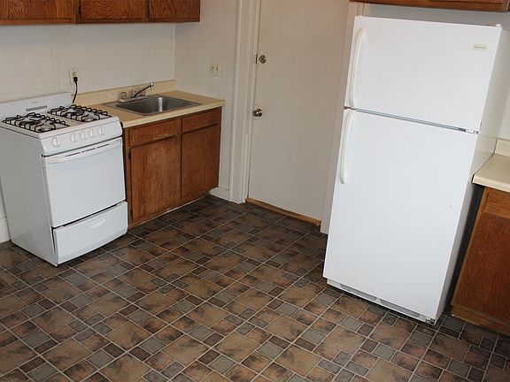 2nd image of 810 Orange St APT 2