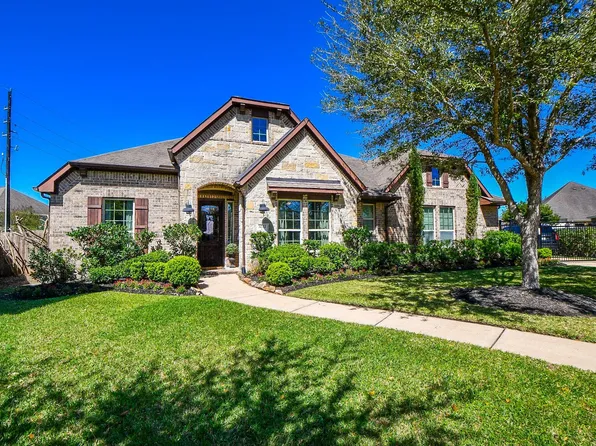 4222 Scenic Valley Ln, Sugar Land, TX 77479