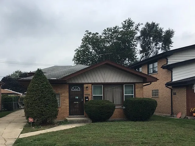 14514 Dorchester Ave photo 1