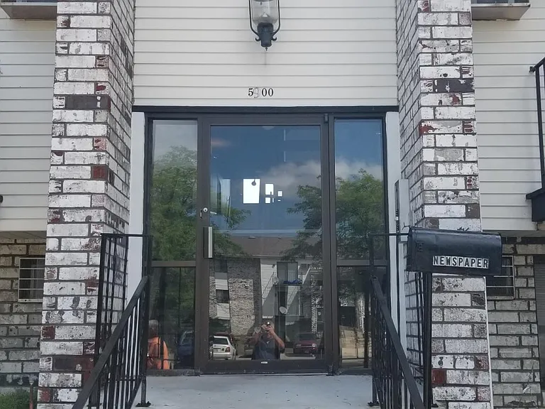 5910 16th St #202 — Photo 1