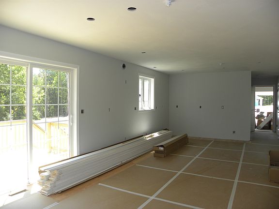 3rd image of 9 Hillside Terrace Lot 2