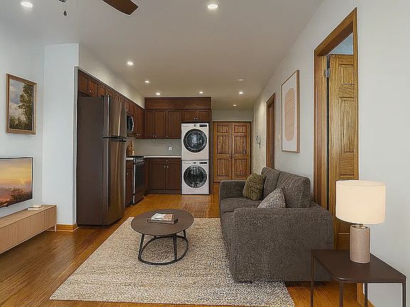 2nd image of 150 Forsyth St #6C