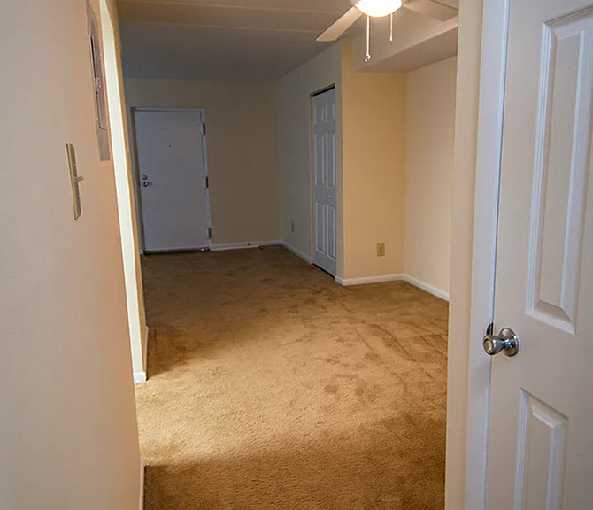 Ashley Apartments — Photo 49