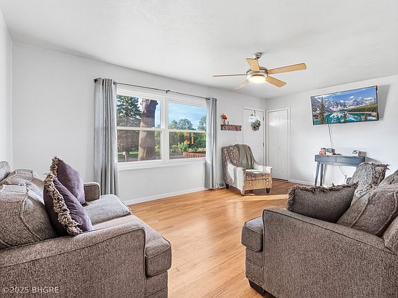 5th image of 800 E Detroit Ave