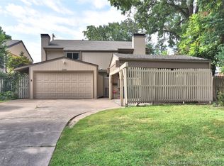2202 East 55th Court #2202, Tulsa, OK 74105