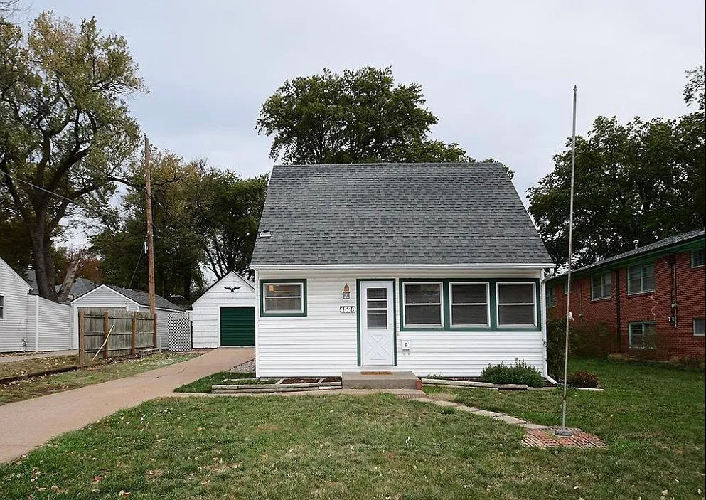 4 bed, 1525 sqft, $1,749 — Photo 1