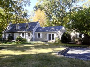 34 Pine St, Lincroft, NJ 07738