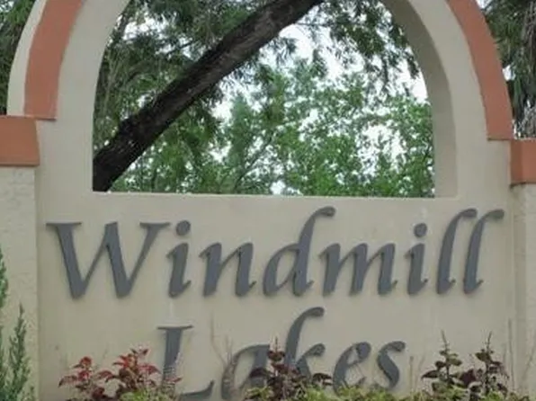 8657 SW 5th Street #108, Pembroke Pines, FL 33025