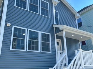 38 Berkley St #1, Providence, RI 02908