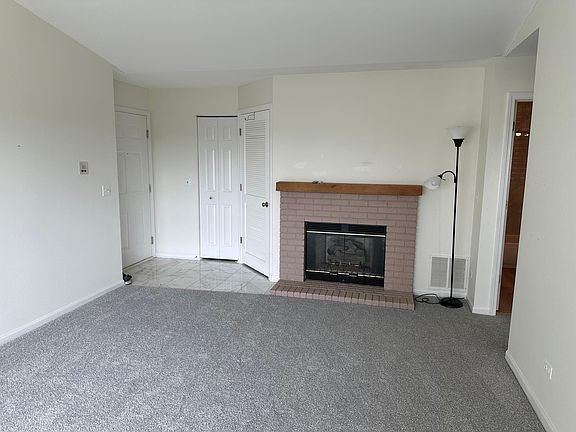 3rd image of 230 Brett Cir Unit D