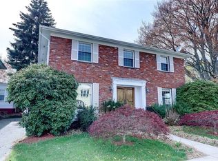 22 Belvidere Blvd, North Providence, RI 02911