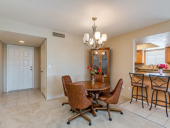5th image of 26210 S Boxwood Dr