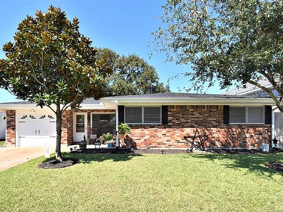 2nd image of 7114 Yucca Dr