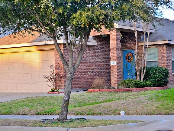 2nd image of 4016 Houston Dr