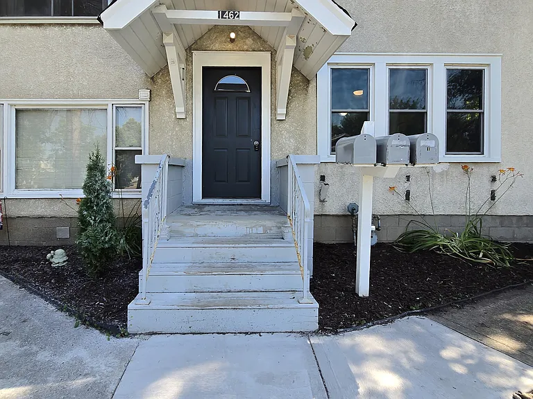 1462 Carroll Ave #2 — Photo 2
