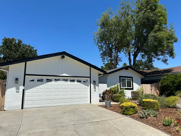 130 Fuschia Ct, Martinez, CA 94553