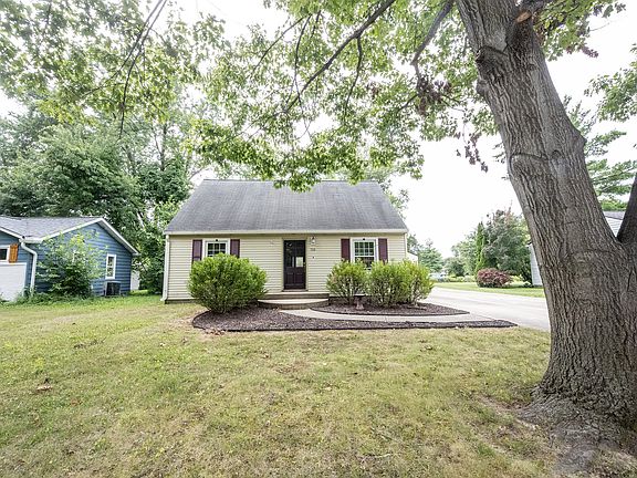 2nd image of 715 Homewood Dr