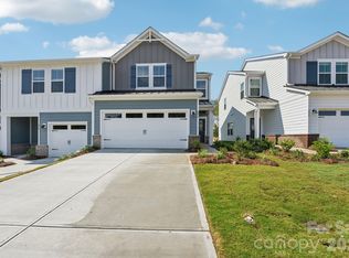 9004 Foggy Brook Loop, Charlotte, NC 28216