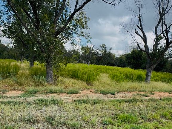 2nd image of 1036 E Landings Rd N