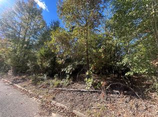 10 Bayshore Dr, Athens, TX 75752
