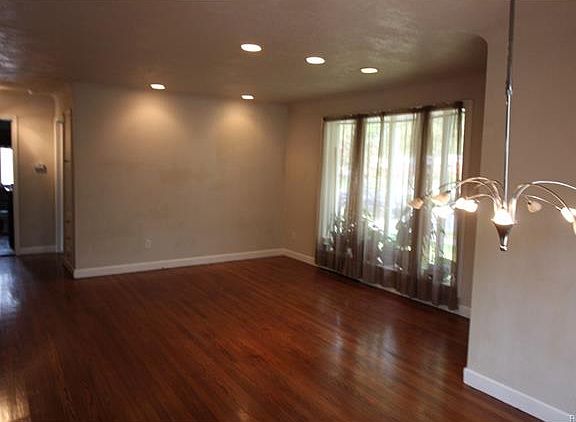 3rd image of 13731 Allan Ave
