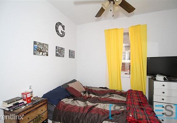 5th image of 3311 N Hoyne Ave Fl 2