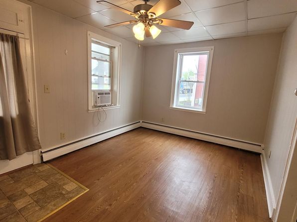 10 Berlin St