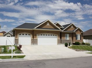 13654 S Daggerwing Way, Riverton, UT 84096