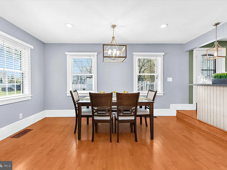 161 Margate Dr — Photo 16