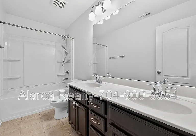 10431 Paisley Abbey Ln — Photo 27