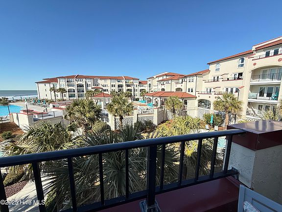 2nd image of 790 New River Inlet Road Unit 209b