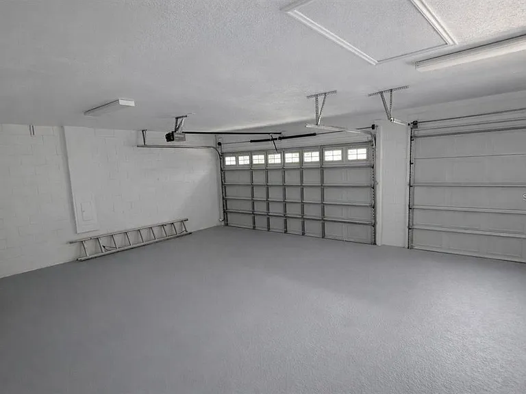 3504 Valleyview Dr — Photo 18