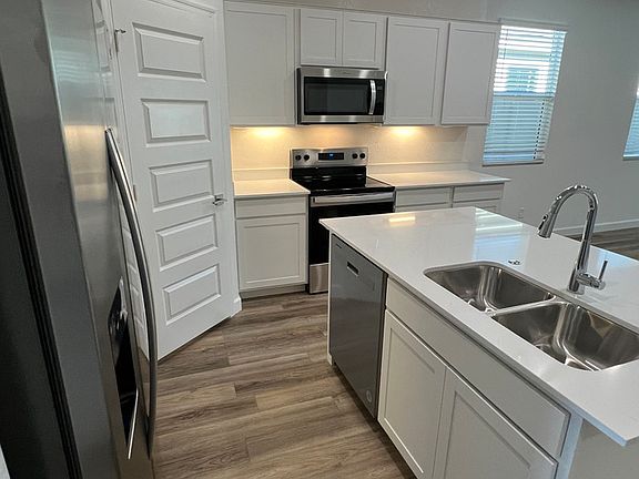 5th image of 17730 W Sanna St