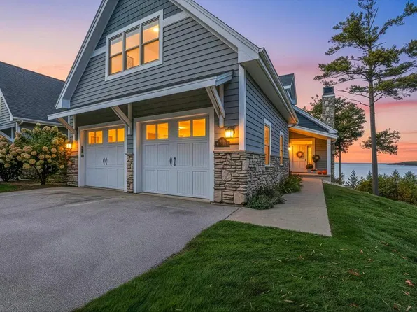 10687 Mariners Pointe Dr Unit 1002, Sister Bay, WI 54234