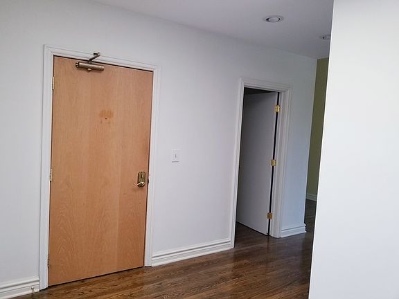 4th image of 3525 S Cass Ct #618
