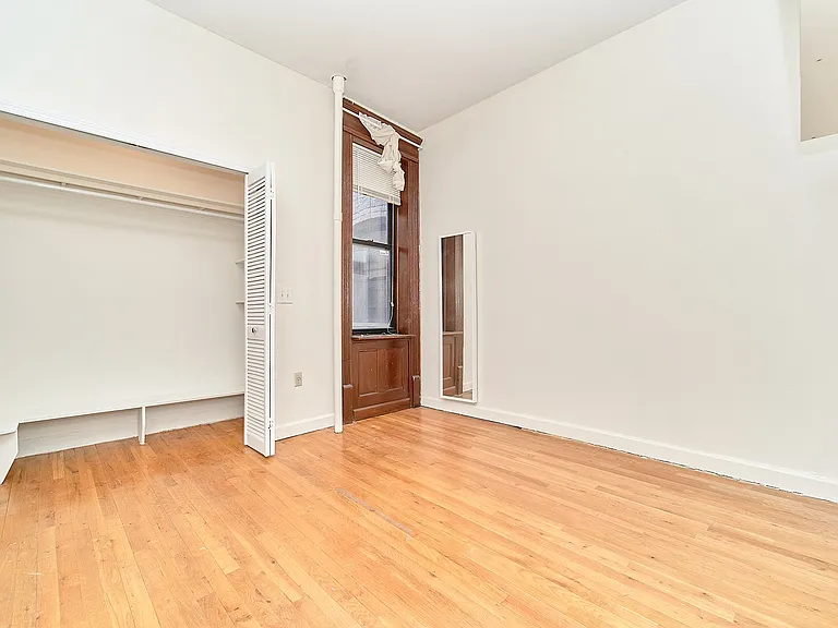 147 W 111th St #7 — Photo 11