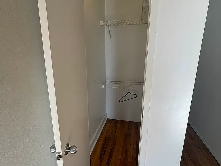 451 W 46th St #3A — Photo 8