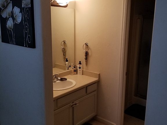 2nd image of 42 Sumac Ct