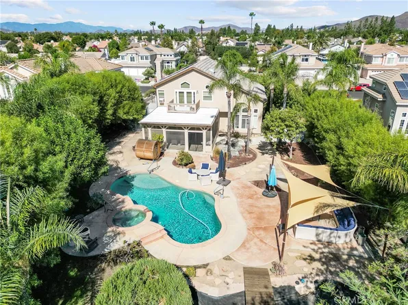 30536 Covecrest Cir, Menifee, CA 92584