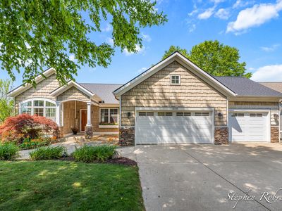 1119 Mid Bluff Dr, Zeeland, MI, 49464