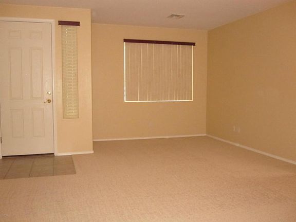 4th image of 26252 N 68th Dr