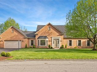 909 Red Oak Dr, Pittsburgh, PA